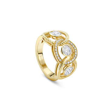 Roulette Triple Diamond Yellow Gold Ring