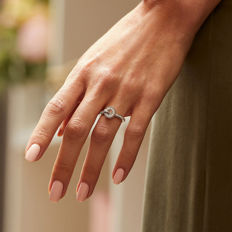 Roulette Pavé Diamond Band White Gold Flip Ring