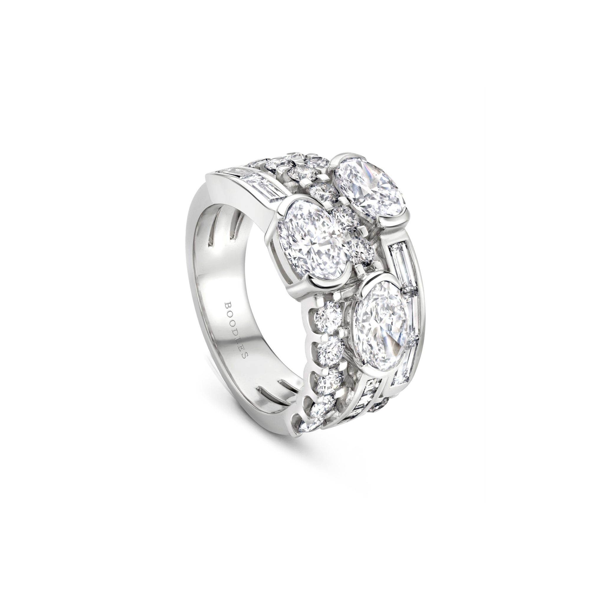 Play of Light Large Platinum Diamond Ring