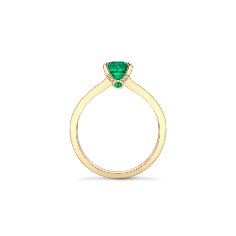 Classic Split Shoulder Emerald Yellow Gold Ring