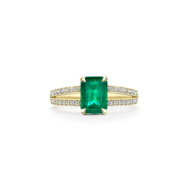 Classic Split Shoulder Emerald Yellow Gold Ring