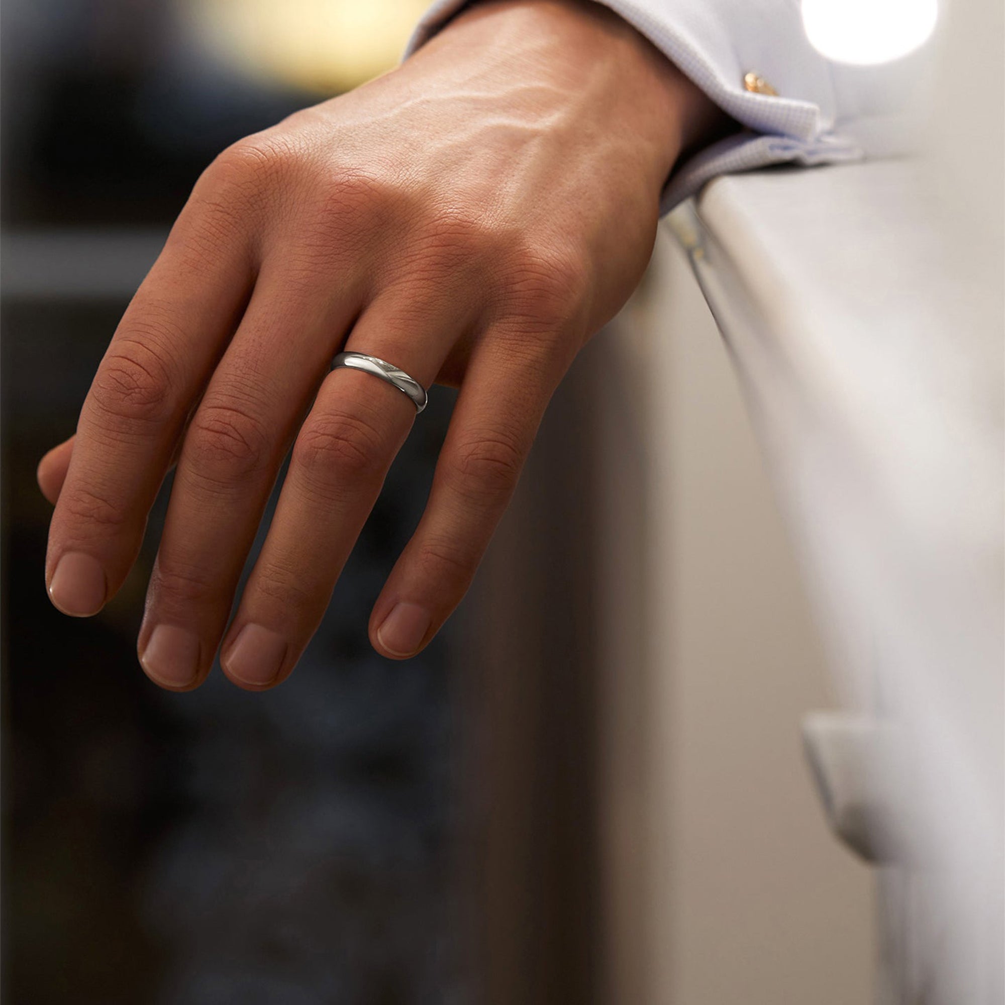 Classic Men's Court Shaped Platinum Wedding Band (4mm Width) | Boodles