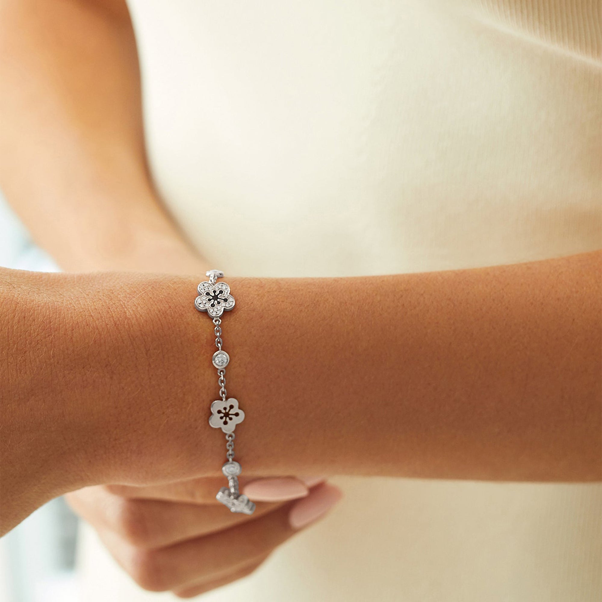 Blossom Charm White Gold Bracelet