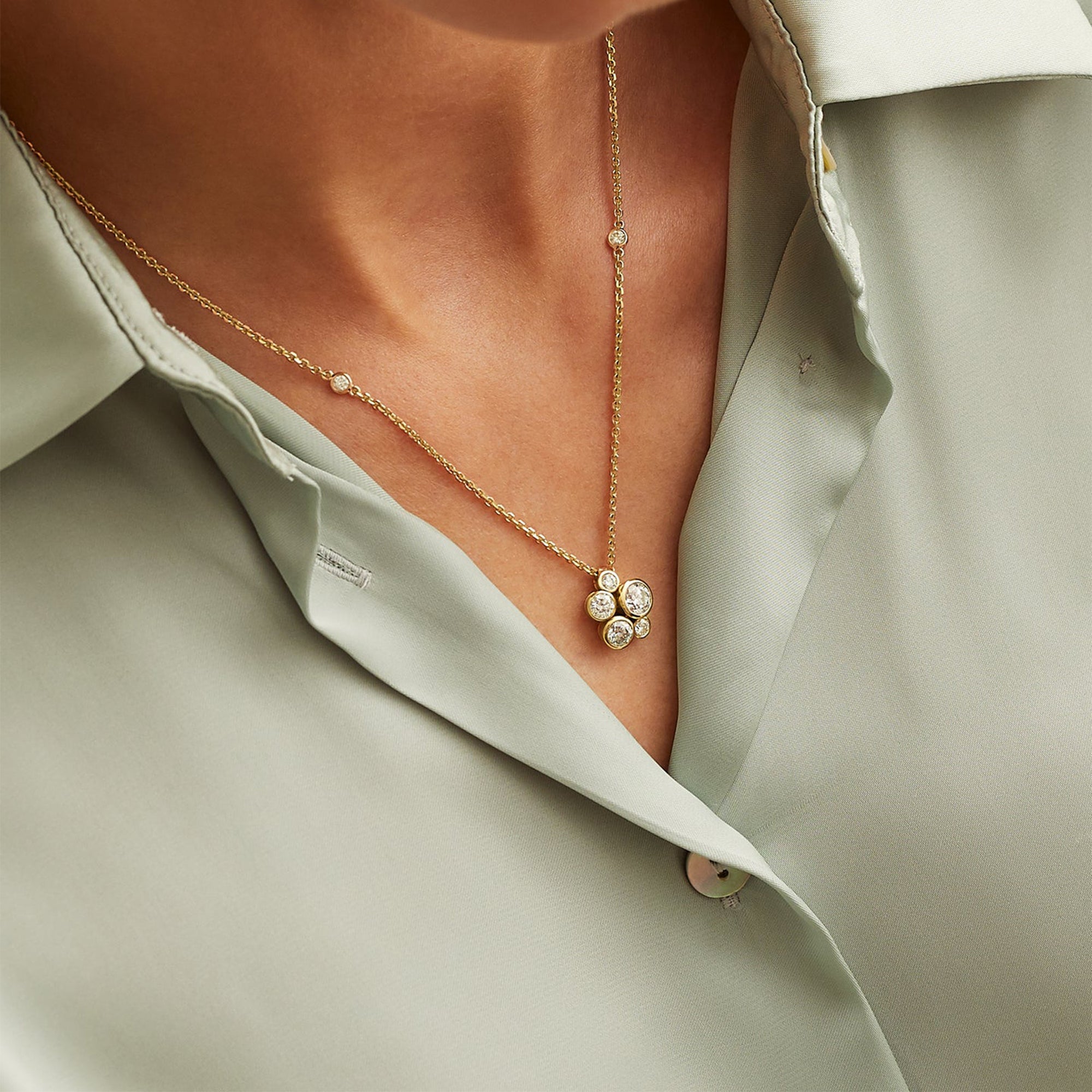 Raindance Yellow Gold Cluster Pendant | Boodles