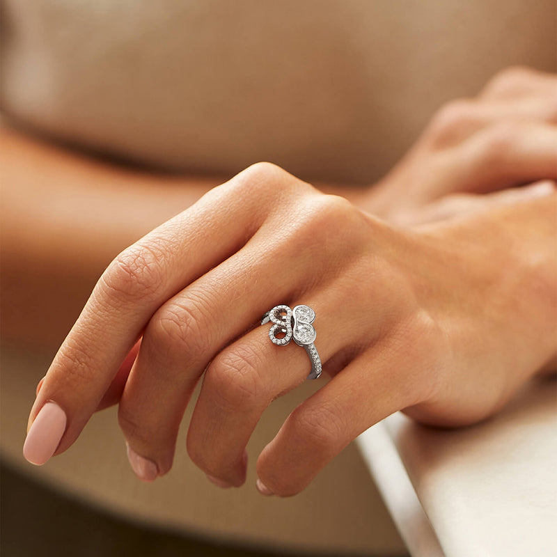 Be Boodles Motif White Gold Diamond Ring