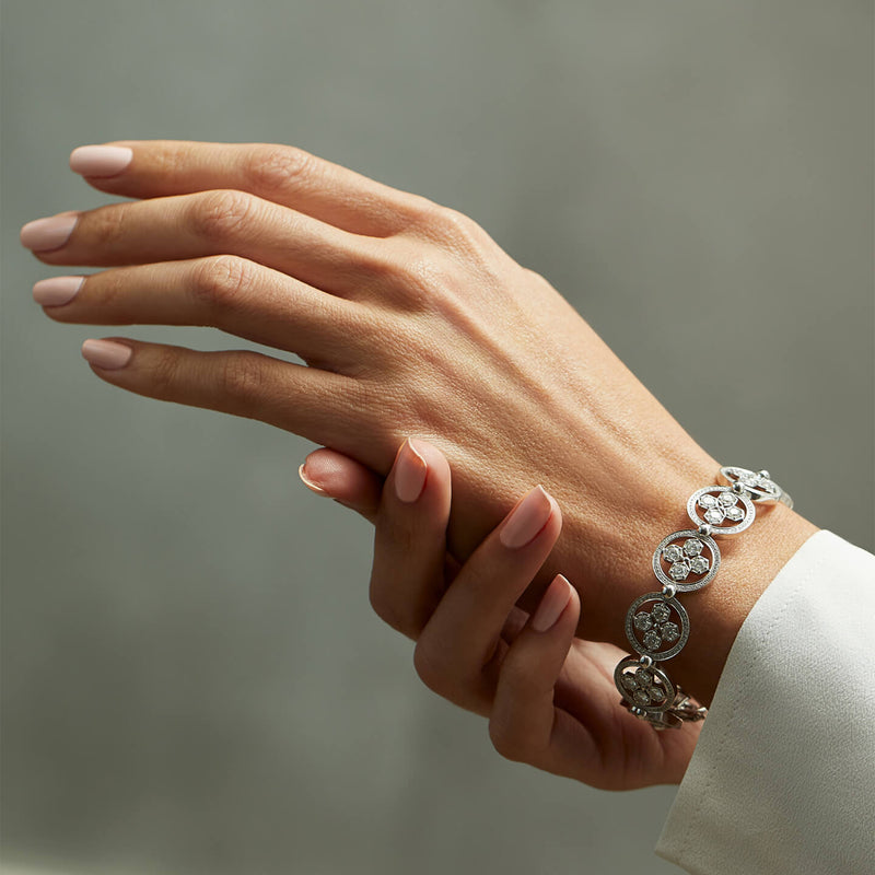Circus Diamond Circle Motif Diamond Bracelet