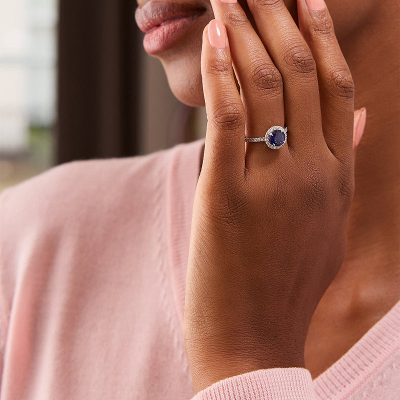 Vintage Round Blue Sapphire Engagement Ring
