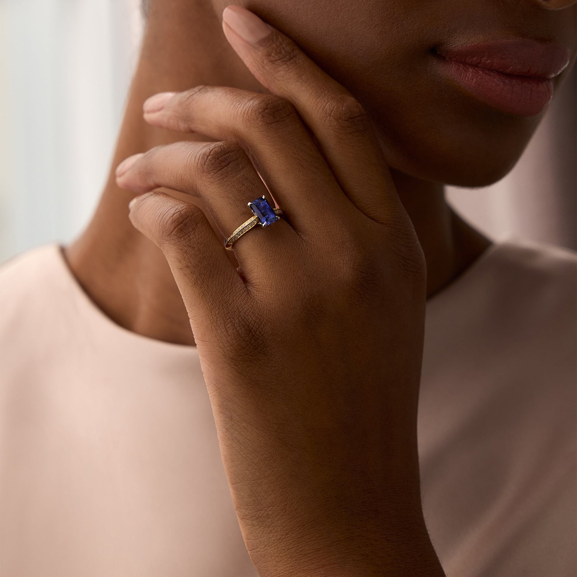Petal Ashoka Sapphire Yellow Gold Engagement Ring | Boodles