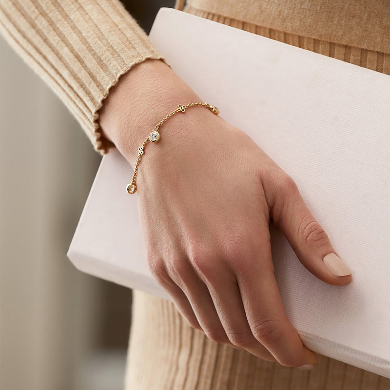 Beach Medium Yellow Gold Diamond Bracelet