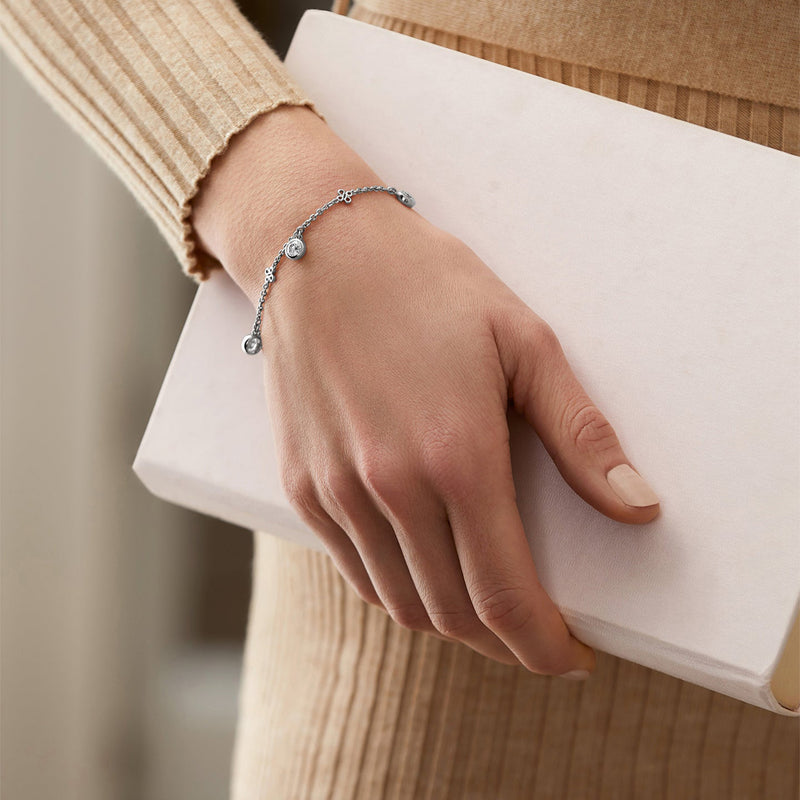 Beach Medium Platinum Diamond Bracelet