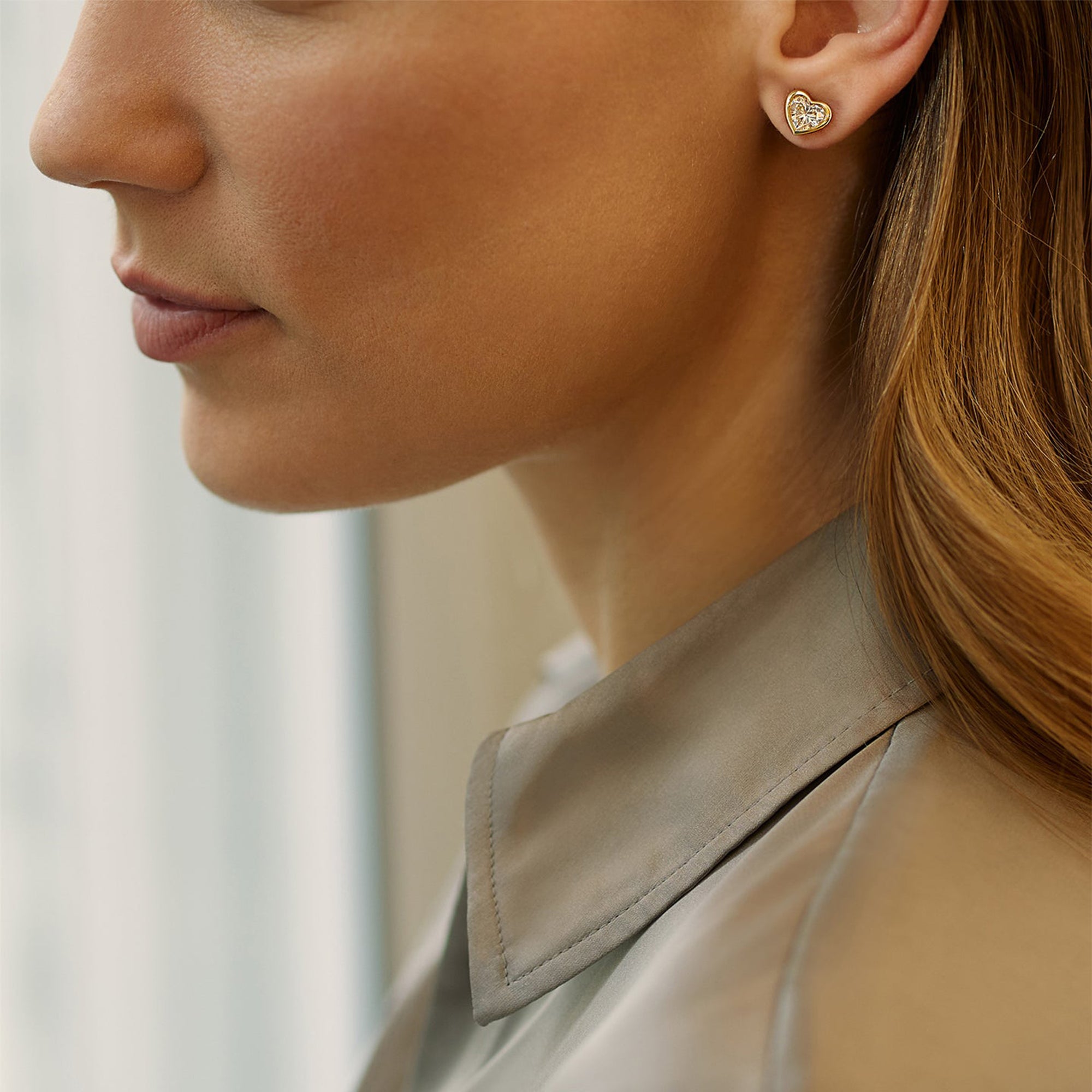 Florentine Heart Diamond Yellow Gold Earrings