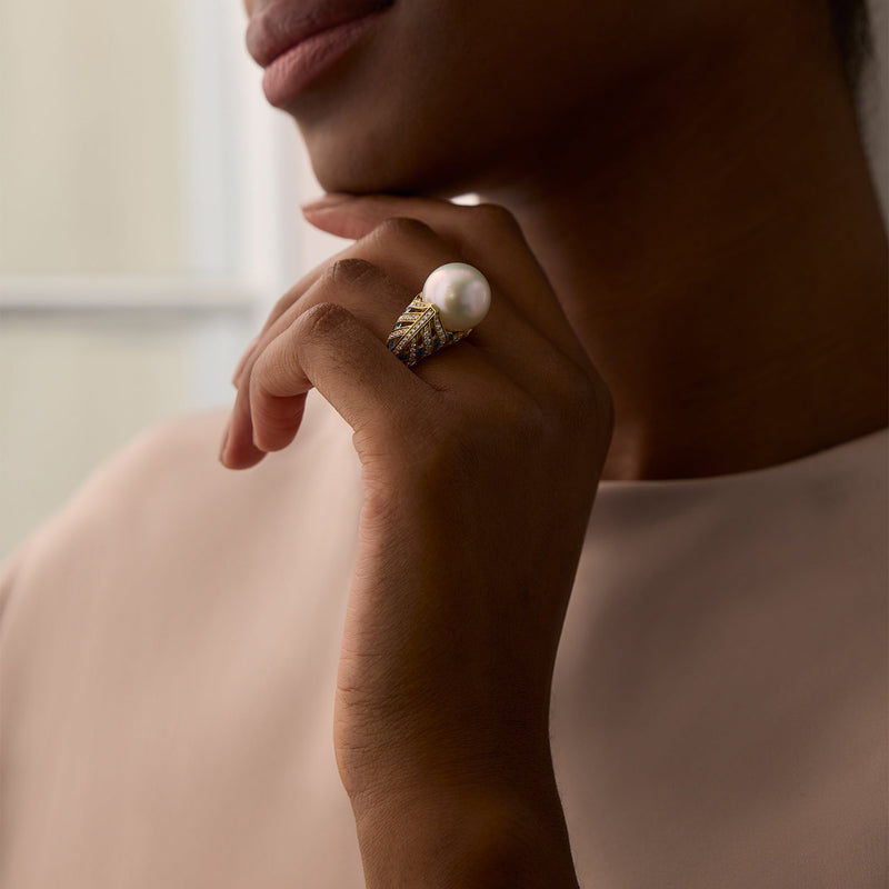 A Family Journey Copenhagen Pearl Yellow Gold Ring | Boodles