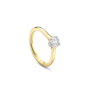 Classic Yellow Gold Diamond Engagement Ring 0.5 Carat
