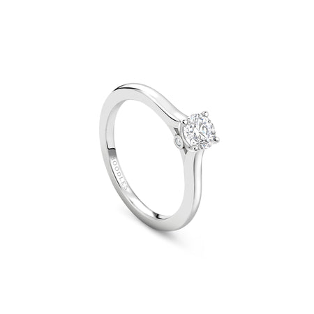Classic Platinum Diamond Engagement Ring 0.7 Carat FVS2