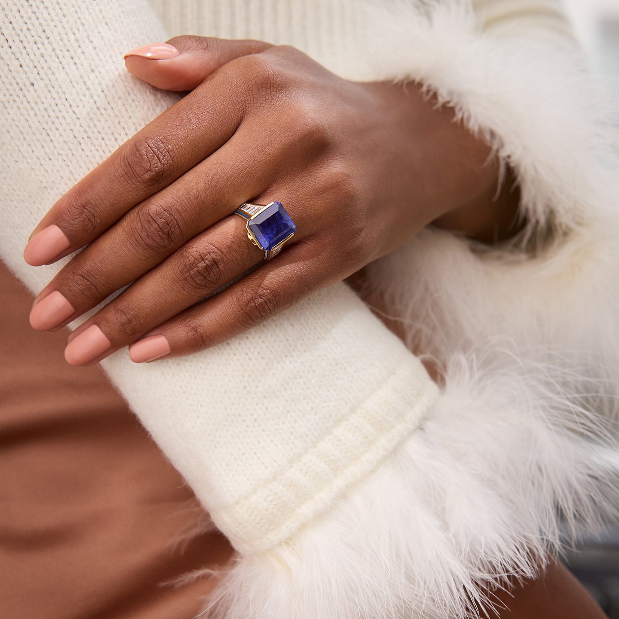 A Family Journey Paris Tuileries Sapphire Yellow Gold Ring