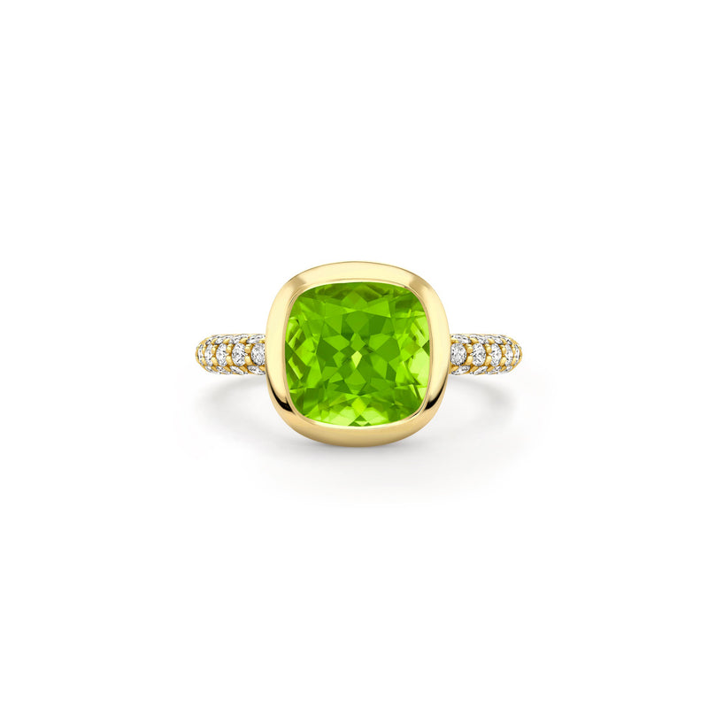 Florentine Dolce Vita Cushion Peridot Yellow Gold Ring | Boodles