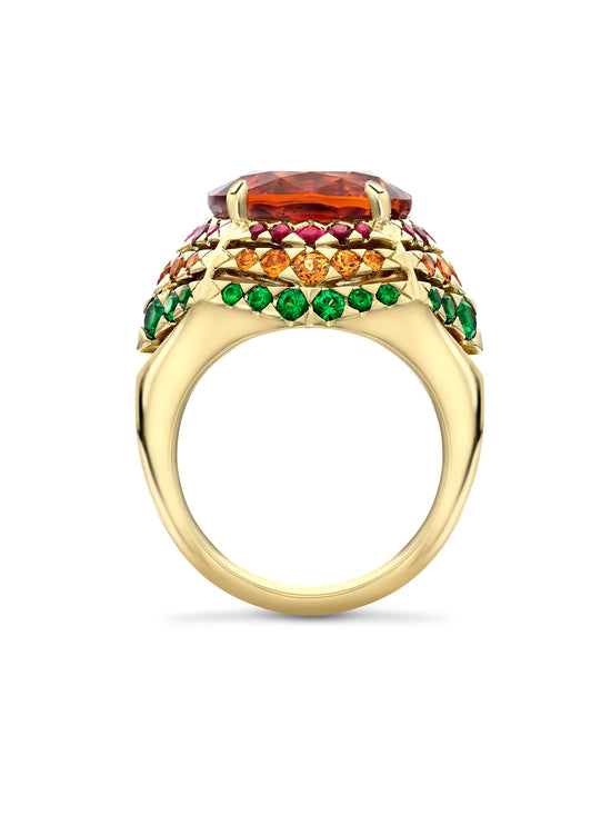 Africa Maasai Mara Garnet Yellow Gold Ring