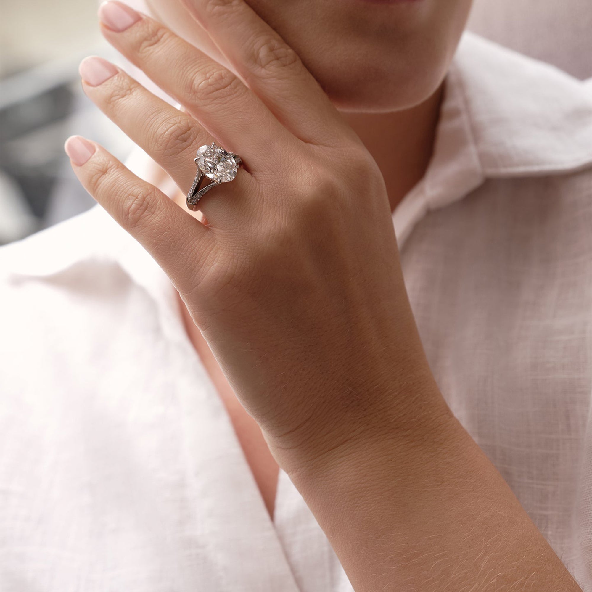 Classic Split Shoulder Platinum Diamond Ring