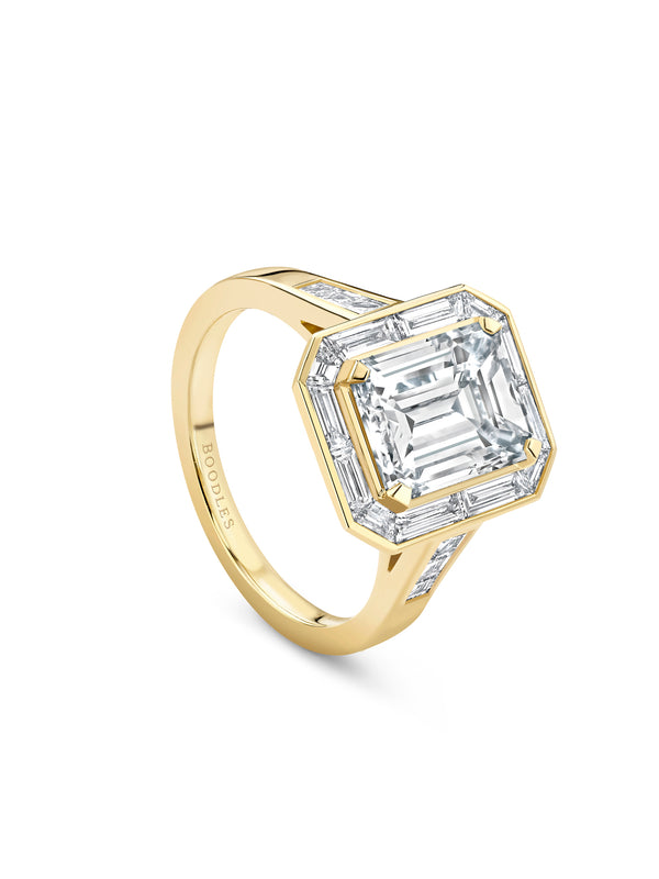 Vintage Emerald Cut Diamond Yellow Gold Ring
