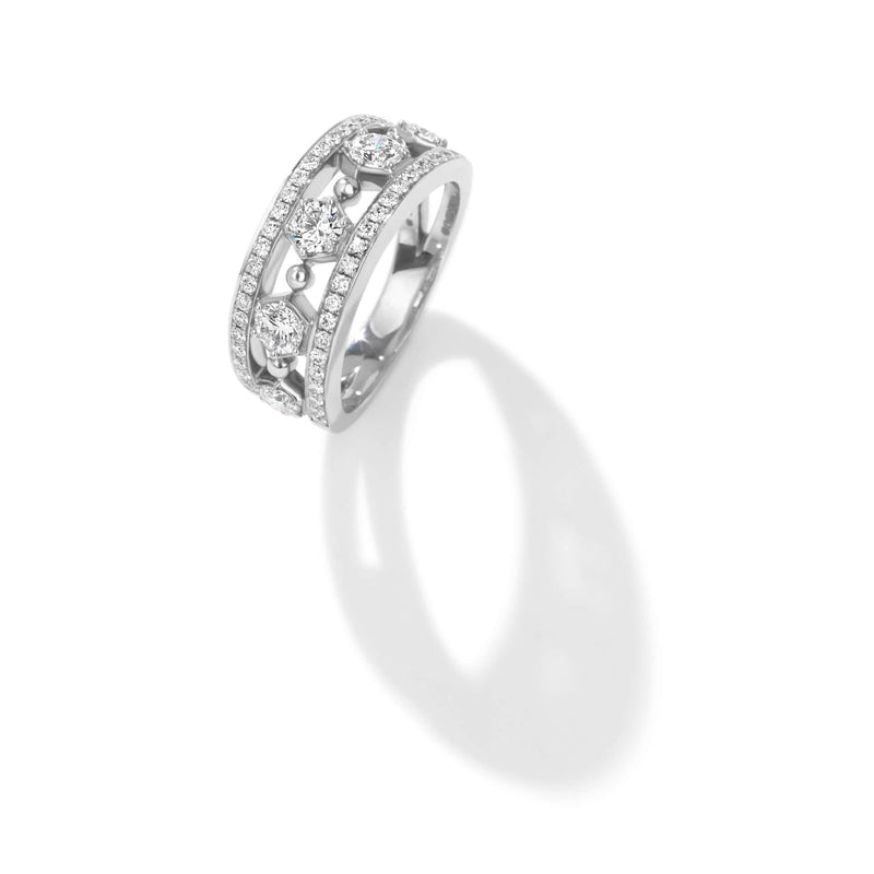 Circus Classic White Gold Diamond Ring