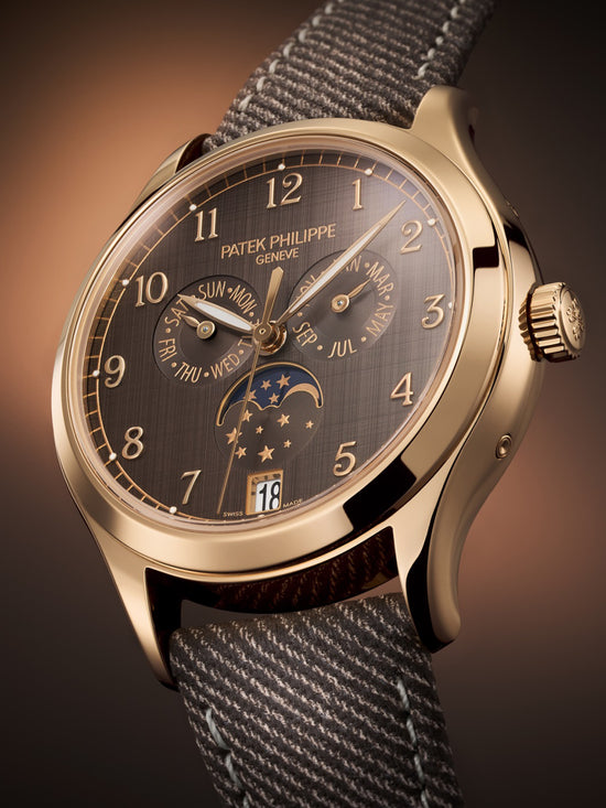 Patek Philippe Complications Watch Ref. 4946R-001
