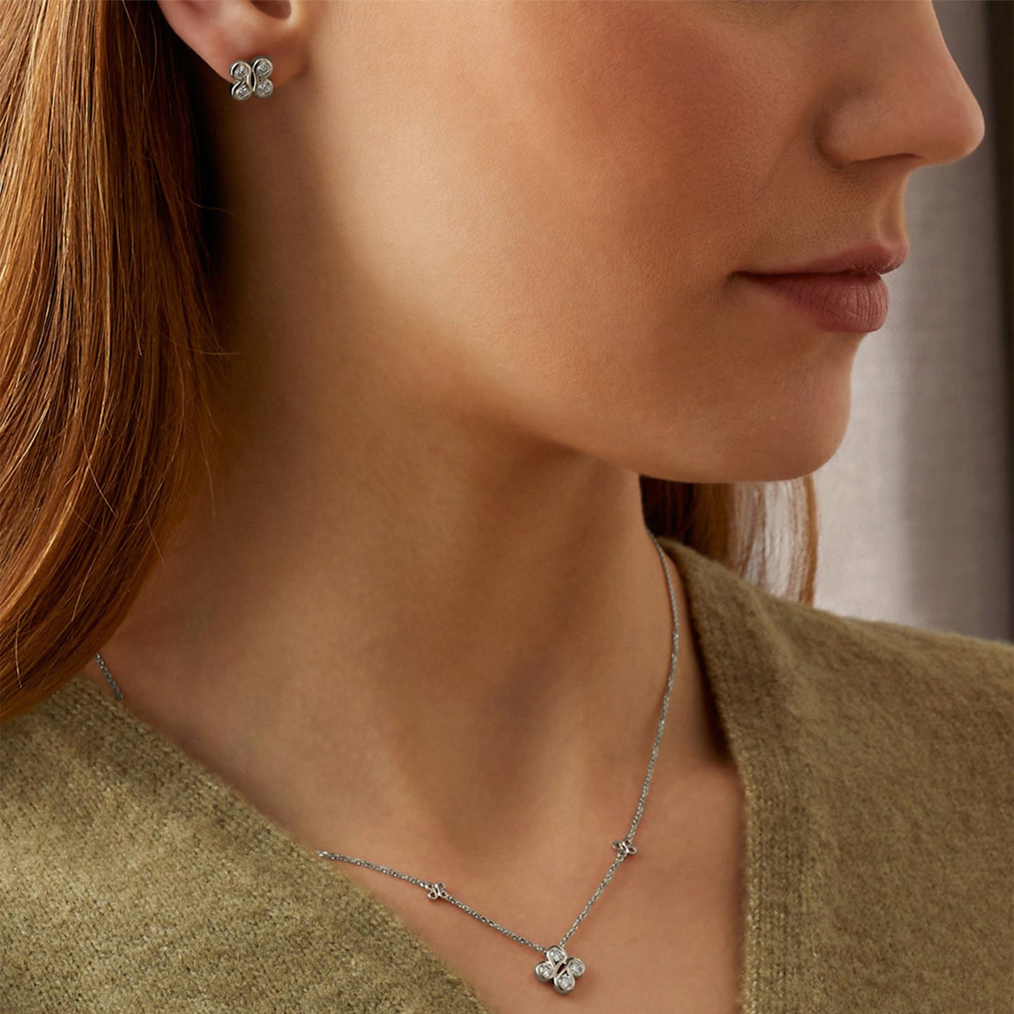 Be Boodles Pendant and Earrings Set