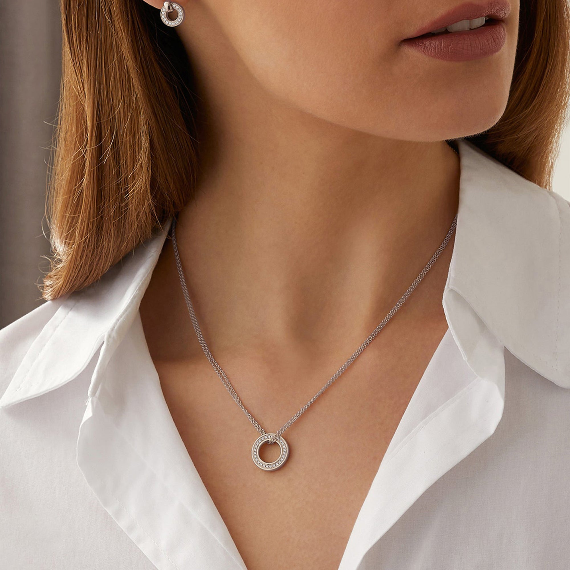 Roulette White Gold Pendant and Flip Earrings Set