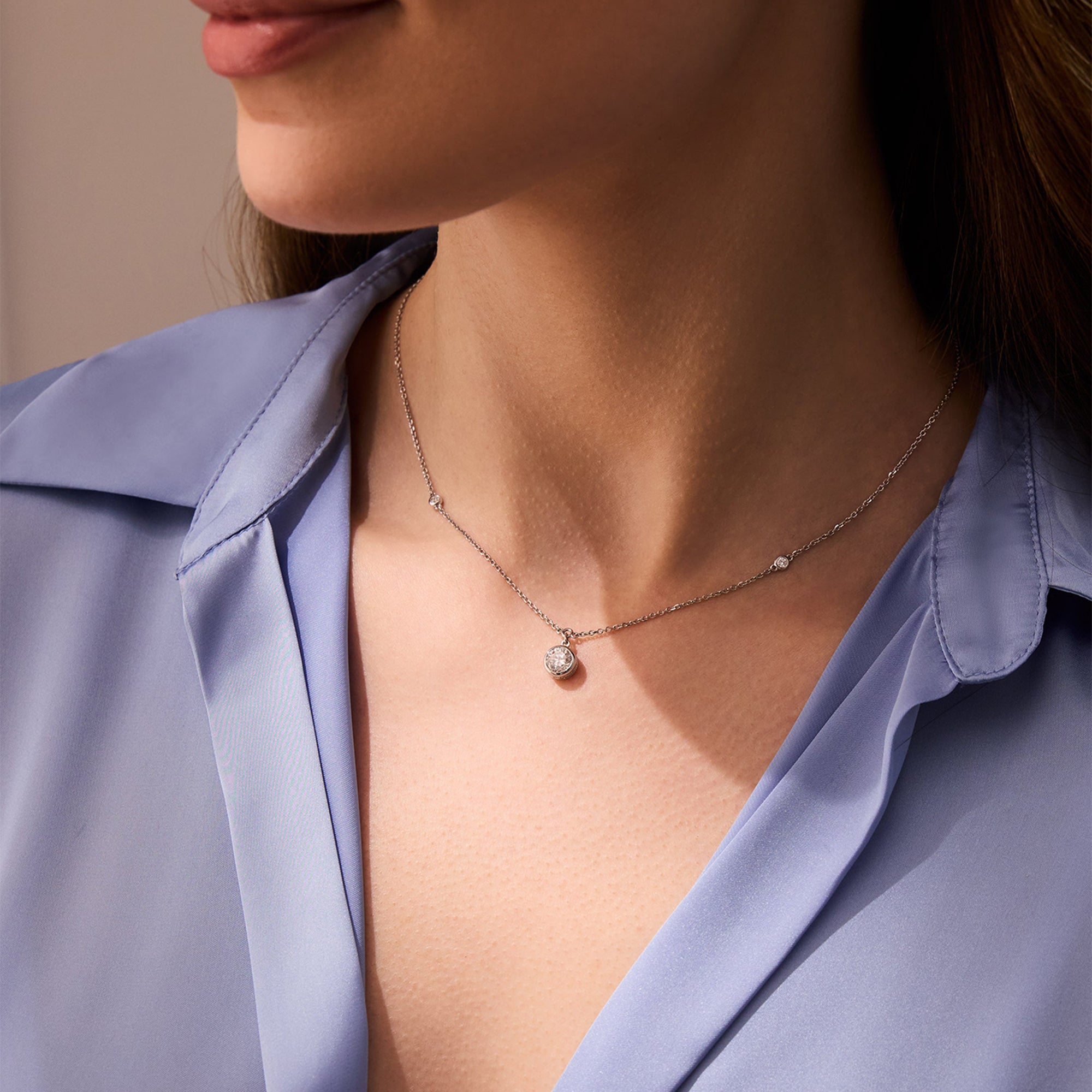 Classic Round Diamond Platinum Pendant
