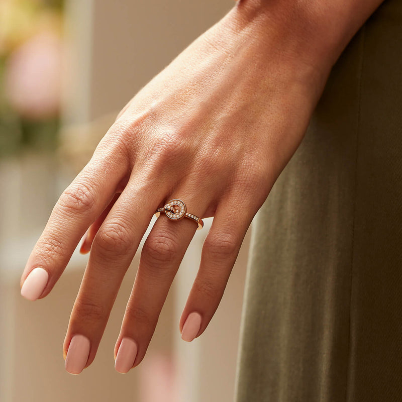 Roulette Pavé Diamond Band Yellow Gold Flip Ring