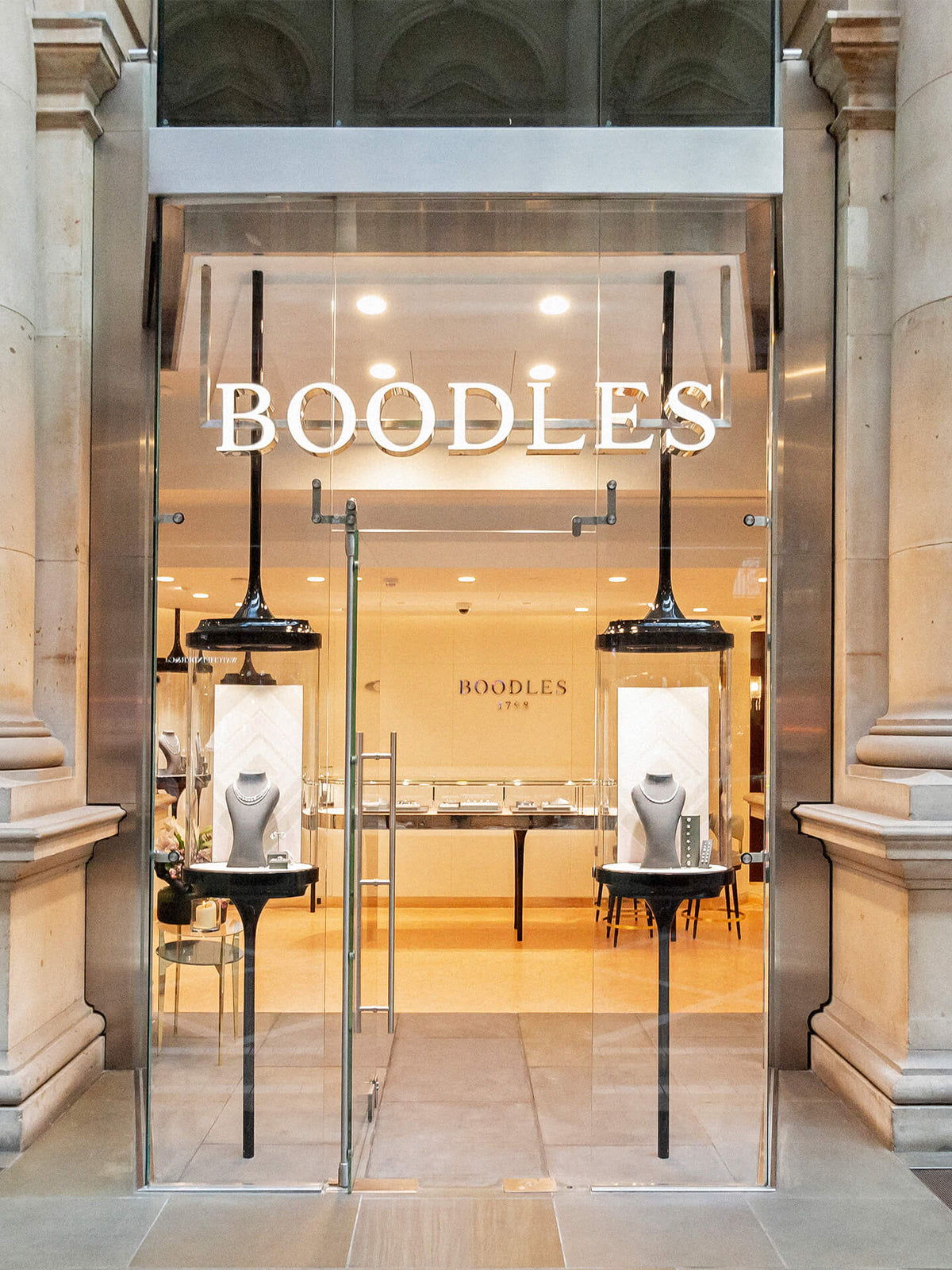 Boodles Royal Exchange shop exterior with jewellery displays.