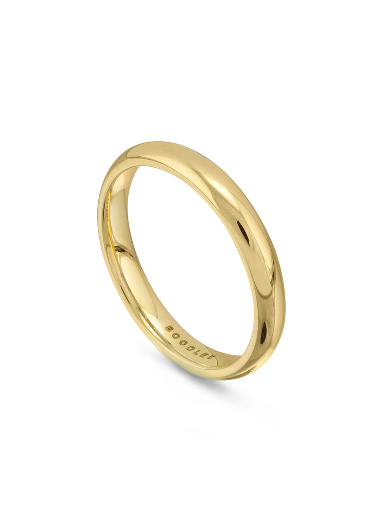 Classic Court Shaped Yellow Gold Wedding Band