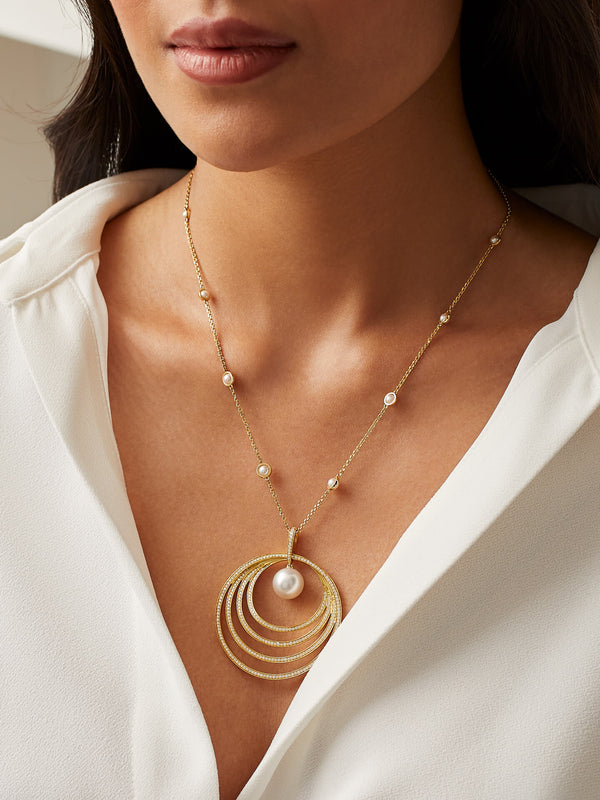 Boodles hotsell roulette necklace
